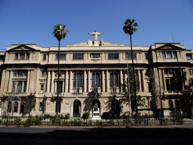 Casa_Central_Pontificia_Universidad_Catolica_de_Chile